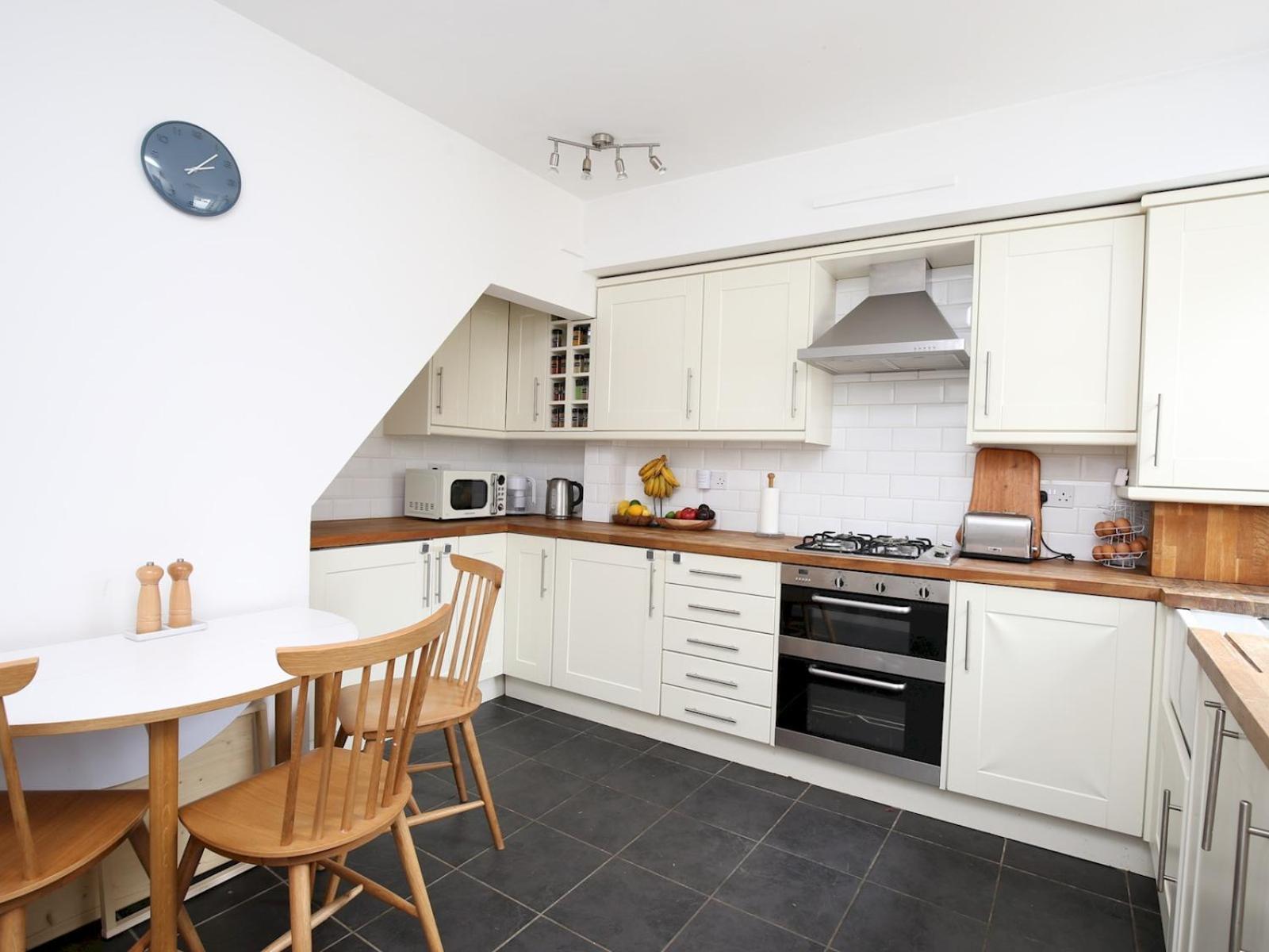 הוילה Sunny Victorian 2Br Townhouse Oxford Pass The Keys מראה חיצוני תמונה