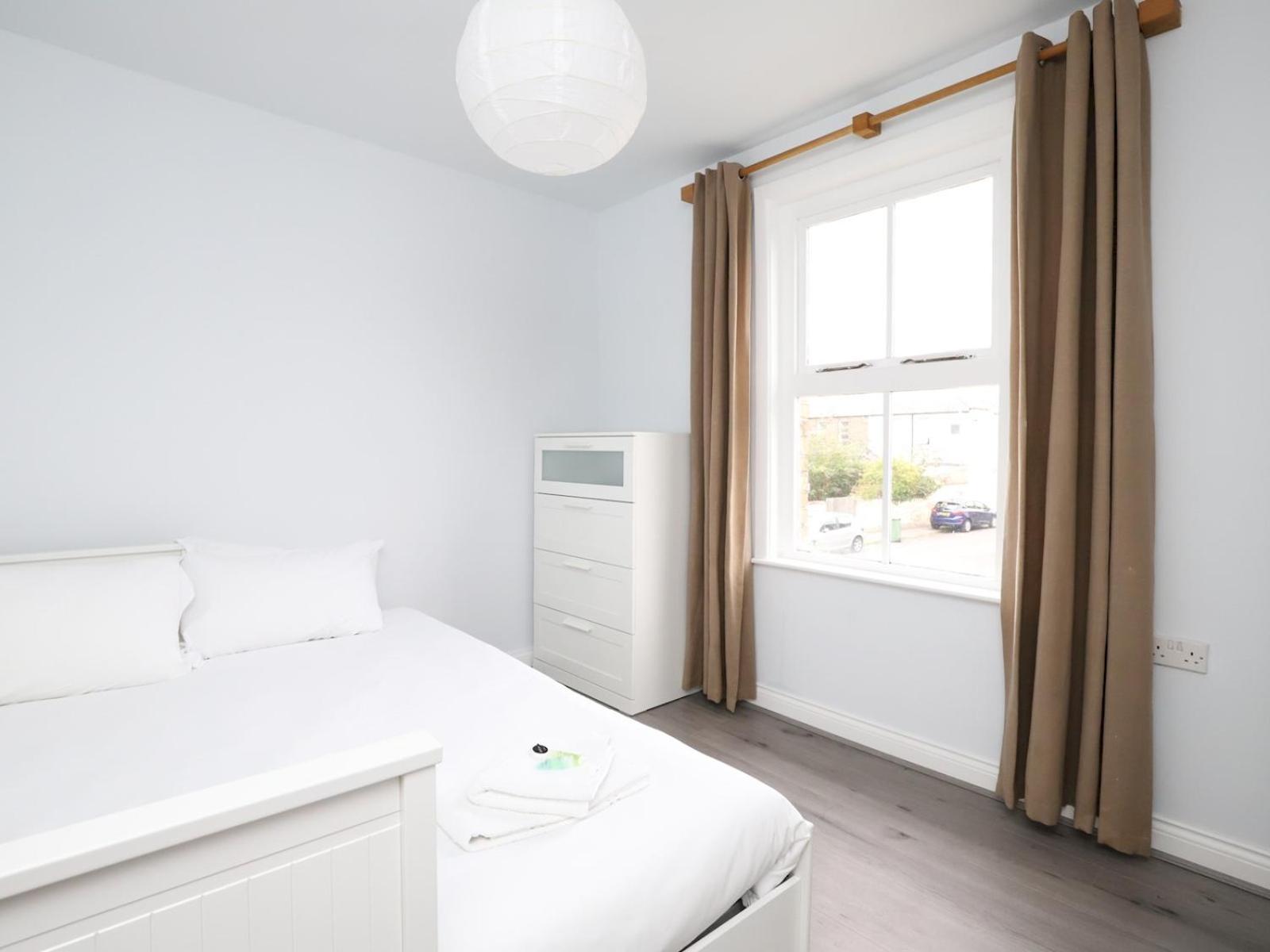הוילה Sunny Victorian 2Br Townhouse Oxford Pass The Keys מראה חיצוני תמונה
